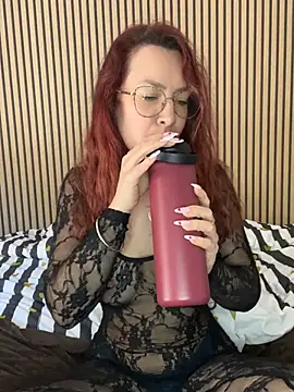 ladoucedu34 online show from February 24, 2026, 2:07 pm