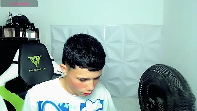 bby santi online show from December 5, 2024, 3:55 pm