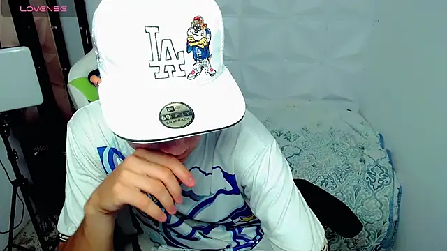 bby santi online show from December 5, 2024, 12:50 pm