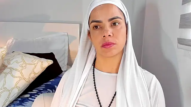 ClaraMariaMon online show from July 3, 2026, 2:34 pm