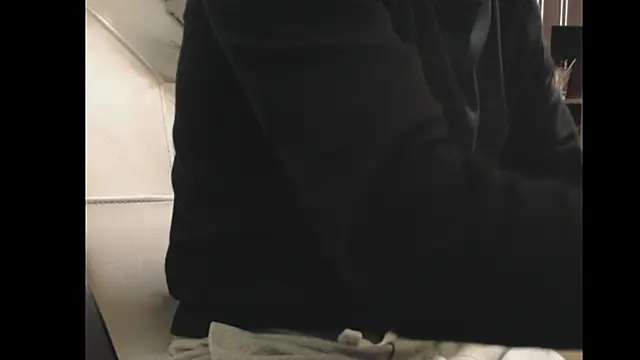 sexualtensionrelation online show from October 3, 2025, 12:25 am