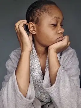 hot-tandy online show from November 9, 2025, 10:14 pm