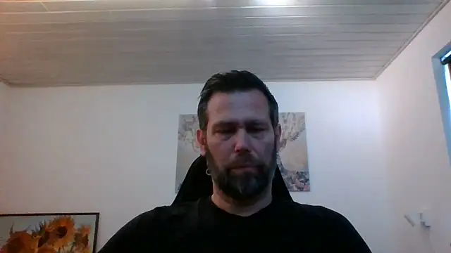 Snapshot of Gotta1 chatting on June 21, 2026, 5:35 am Gotta1 online show from June 21, 2026, 5:35 am