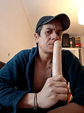 Snapshot of Tulio_maravilha12 chatting on February 23, 2026, 6:41 pm Tulio maravilha12 online show from February 23, 2026, 6:41 pm