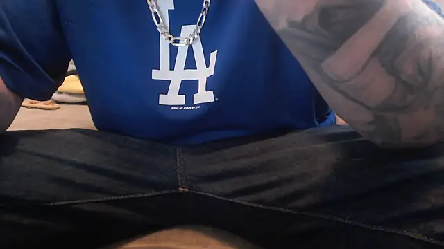Snapshot of JohnnyKorrupt_ chatting on February 1, 2025, 11:48 pm JohnnyKorrupt  online show from February 1, 2025, 11:48 pm