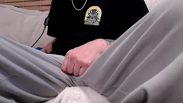 Snapshot of JohnnyKorrupt_ chatting on October 15, 2025, 8:00 am JohnnyKorrupt  online show from October 15, 2025, 8:00 am