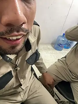 EnriquePersian197 online show from March 22, 2025, 1:32 am