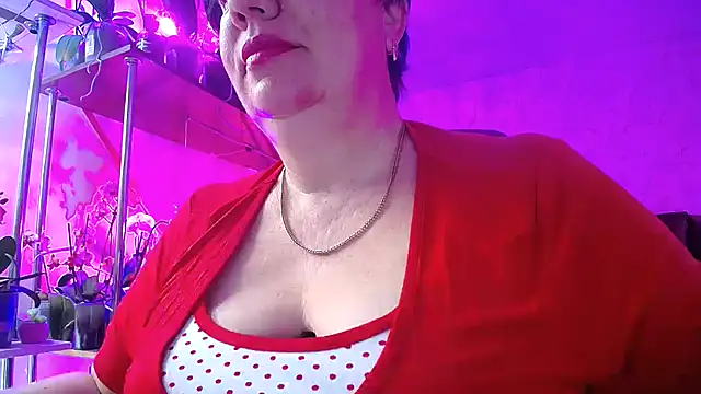 Snapshot of _Sweet_Woman chatting on March 12, 2025, 4:30 am  Sweet Woman online show from March 12, 2025, 4:30 am