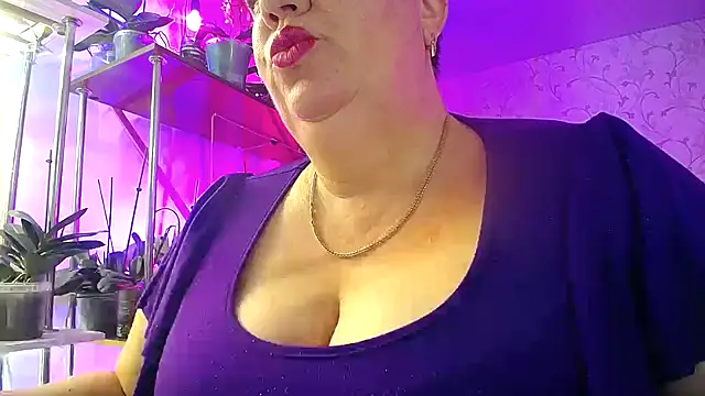 Snapshot of _Sweet_Woman chatting on October 24, 2025, 1:10 pm  Sweet Woman online show from October 24, 2025, 1:10 pm