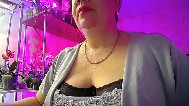 Snapshot of _Sweet_Woman chatting on March 11, 2025, 4:30 am  Sweet Woman online show from March 11, 2025, 4:30 am