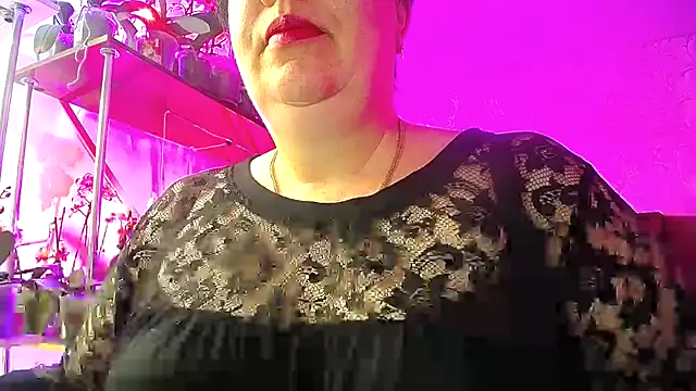 Snapshot of _Sweet_Woman chatting on March 4, 2025, 4:27 am  Sweet Woman online show from March 4, 2025, 4:27 am