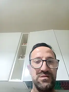 Snapshot of Porco81cazzo chatting on January 11, 2026, 11:33 pm Porco81cazzo online show from January 11, 2026, 11:33 pm