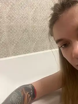 Snapshot of AnacondaOn chatting on January 26, 2025, 9:51 pm AnacondaOn online show from January 26, 2025, 9:51 pm