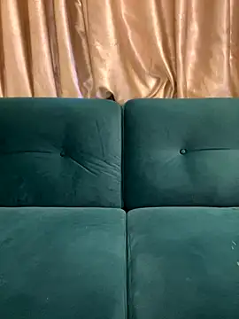 Milk-babier online show from December 2, 2025, 11:50 pm