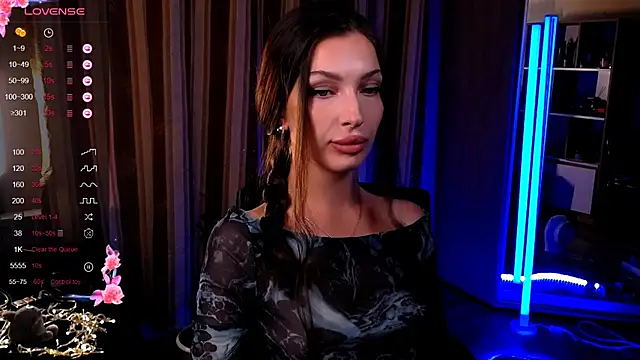 Laura Bess online show from September 12, 2025, 7:24 pm