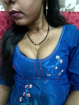 Snapshot of Sharmila-Singh chatting on April 18, 2026, 8:09 pm Sharmila-Singh online show from April 18, 2026, 8:09 pm