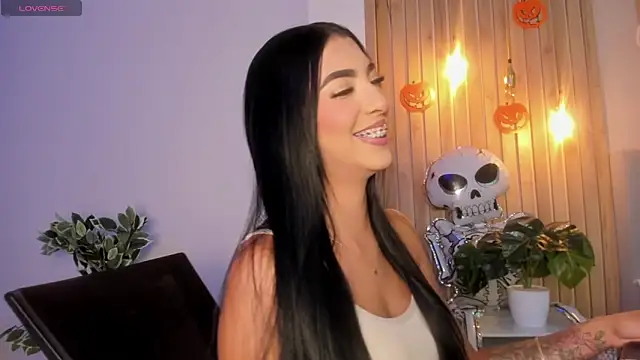 AriRobert  online show from October 17, 2025, 3:54 am