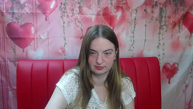 Snapshot of FreyaDak chatting on May 4, 2026, 5:05 pm FreyaDak online show from May 4, 2026, 5:05 pm