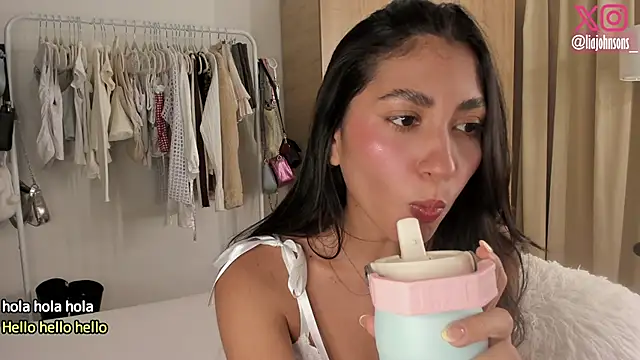 Sweetnaughtygirl  online show from September 28, 2025, 4:08 am