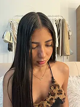 Snapshot of Sweetnaughtygirl_ chatting on March 1, 2026, 9:48 pm Sweetnaughtygirl online show from March 1, 2026, 9:48 pm