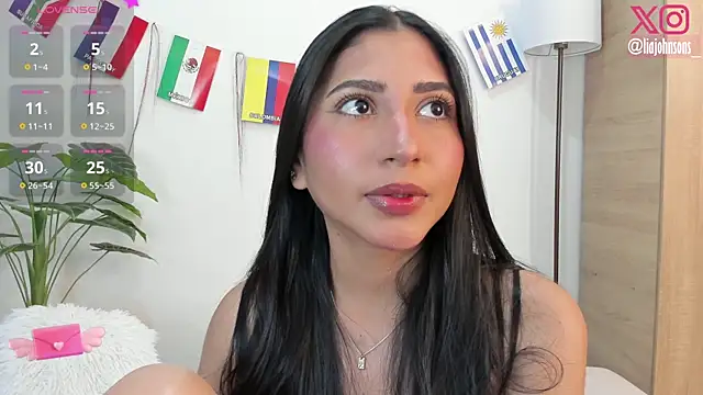 Sweetnaughtygirl  online show from July 16, 2026, 4:31 am