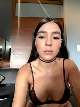 Olivia Collins1 online show from November 30, 2025, 6:41 pm