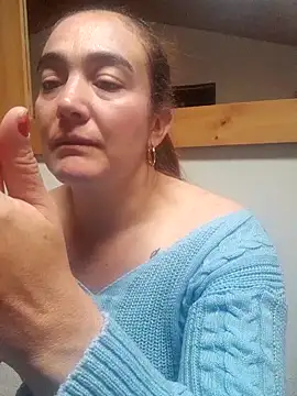 skayhot  online show from April 21, 2026, 1:07 pm