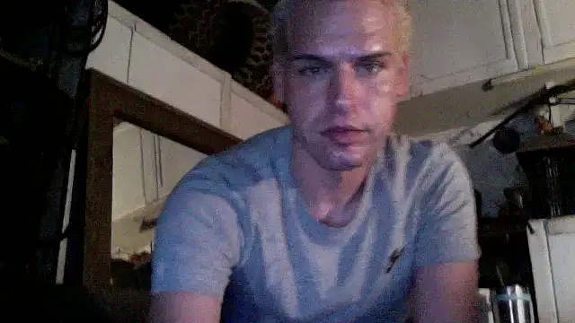 Snapshot of Dreagon79 chatting on May 11, 2026, 5:43 pm Dreagon79 online show from May 11, 2026, 5:43 pm
