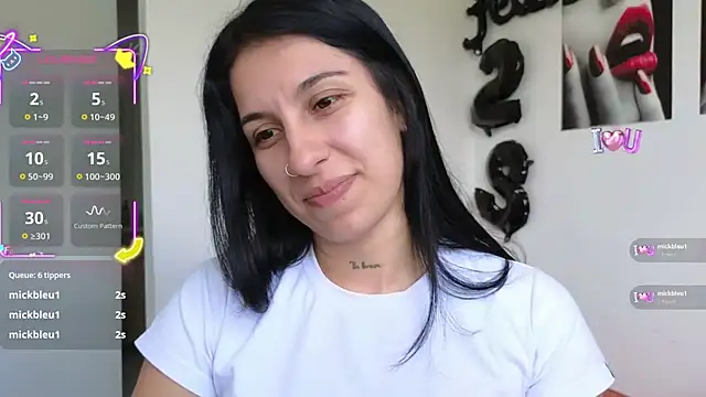 Snapshot of tammyandrade_ chatting on February 14, 2026, 5:13 pm tammyandrade online show from February 14, 2026, 5:13 pm