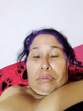 Snapshot of girl_amada chatting on May 28, 2026, 2:52 am girl amada online show from May 28, 2026, 2:52 am
