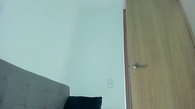 Snapshot of emiily15__ chatting on July 8, 2026, 7:58 pm emiily15 online show from July 8, 2026, 7:58 pm