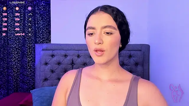 Snapshot of Adhara-zanne chatting on May 24, 2026, 12:21 am Adhara-zanne online show from May 24, 2026, 12:21 am