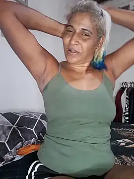 Goodgirlsue 77 online show from February 13, 2026, 6:02 am