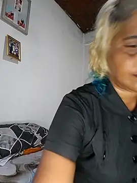 Goodgirlsue 77 online show from February 25, 2026, 4:18 pm