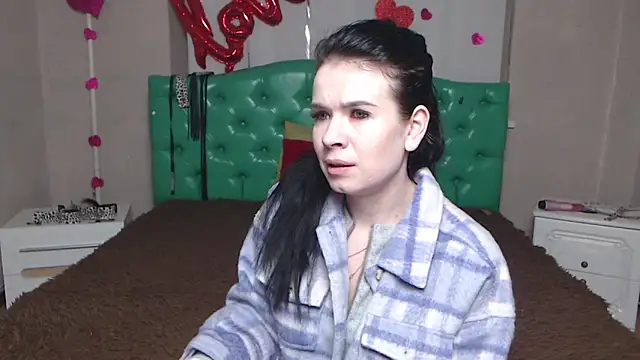 Snapshot of JasmineKouch chatting on February 7, 2026, 6:16 pm JasmineKouch online show from February 7, 2026, 6:16 pm