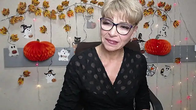 EllaBonito online show from October 26, 2025, 6:36 am