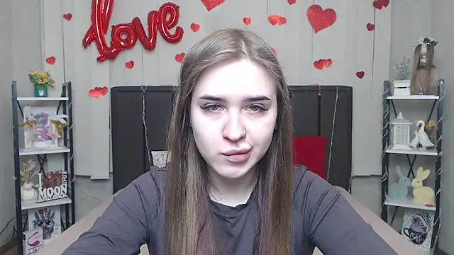 LauraHlot online show from March 10, 2026, 6:34 pm