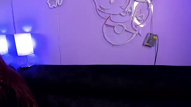 Camiila Osorio online show from February 23, 2026, 8:42 pm