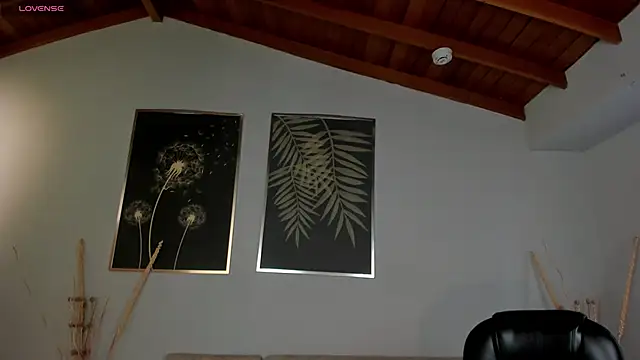 ValeriaVelvet online show from November 29, 2025, 12:16 pm