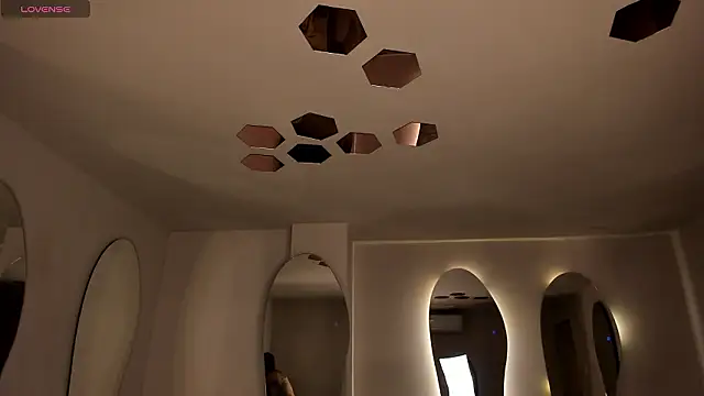 ValeriaVelvet online show from February 7, 2026, 12:13 pm