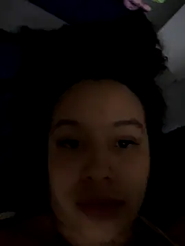 MarieLeon online show from September 29, 2025, 6:53 am