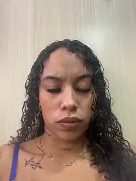 Snapshot of MarieLeon chatting on June 3, 2026, 10:03 pm MarieLeon online show from June 3, 2026, 10:03 pm