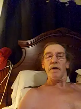 Snapshot of coolbrease10 chatting on June 24, 2026, 6:50 pm coolbrease10 online show from June 24, 2026, 6:50 pm