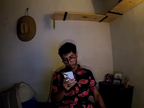 CrazyApachw online show from March 21, 2026, 7:53 am