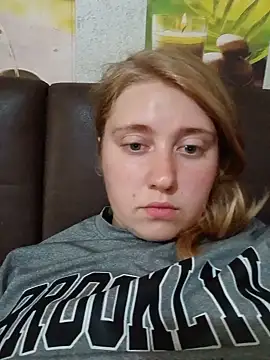 Snapshot of AnastasiaSky19 chatting on August 3, 2026, 9:37 am AnastasiaSky19 online show from August 3, 2026, 9:37 am