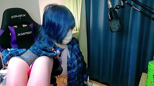 Snapshot of hazuki_8008 chatting on October 22, 2025, 4:12 am hazuki 8008 online show from October 22, 2025, 4:12 am