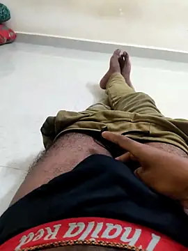 Snapshot of boy_BeardGallery chatting on October 11, 2025, 1:45 pm boy BeardGallery online show from October 11, 2025, 1:45 pm