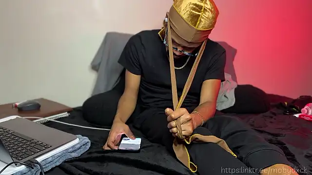 MobyDxck online show from February 22, 2026, 6:38 am