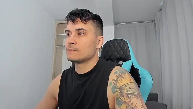 Snapshot of MatMalonne chatting on February 11, 2026, 6:24 am MatMalonne online show from February 11, 2026, 6:24 am