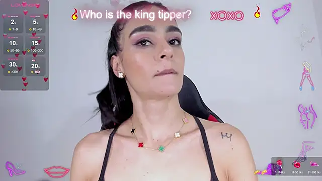 serafelle online show from December 17, 2025, 10:15 pm